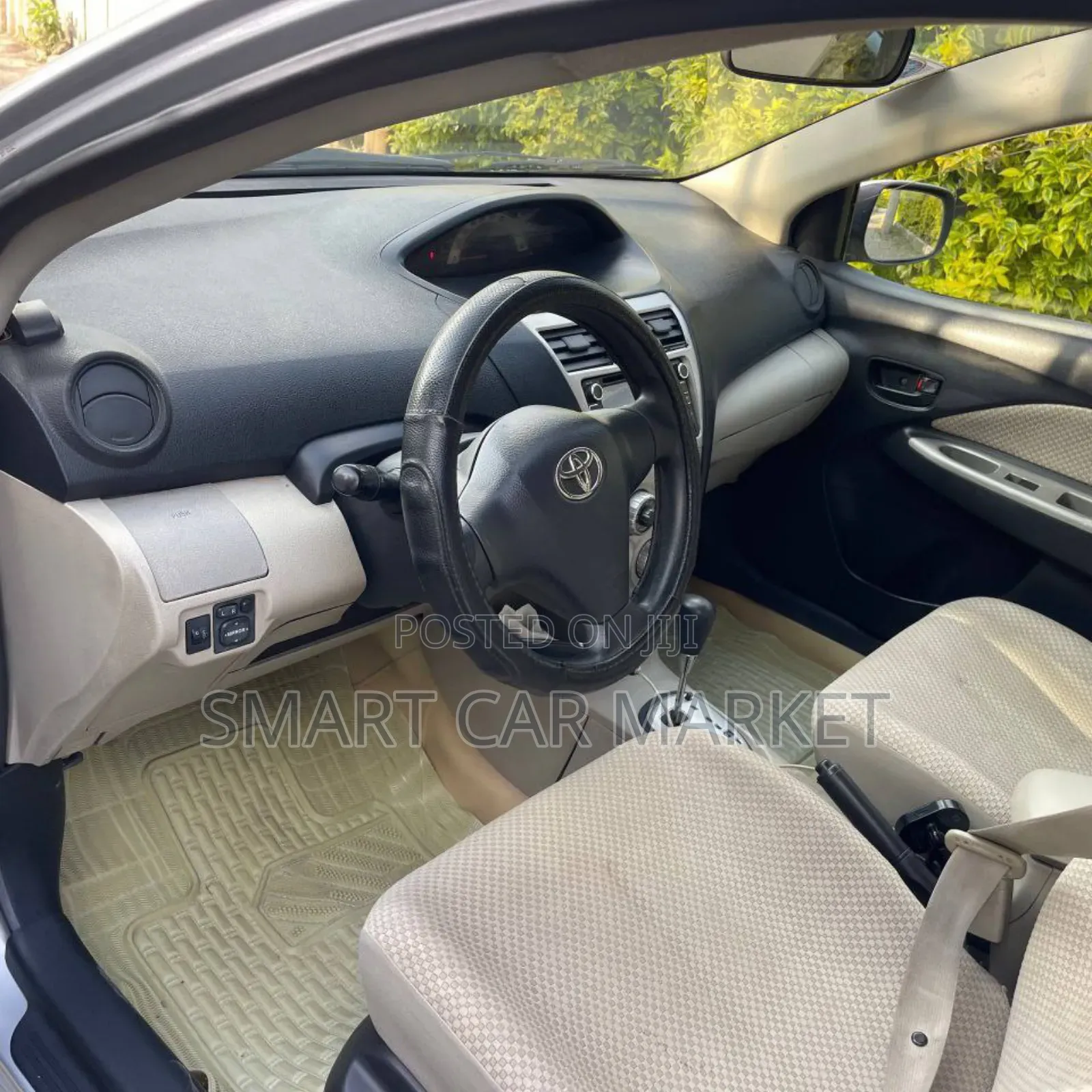 Toyota Belta 2007 Silver