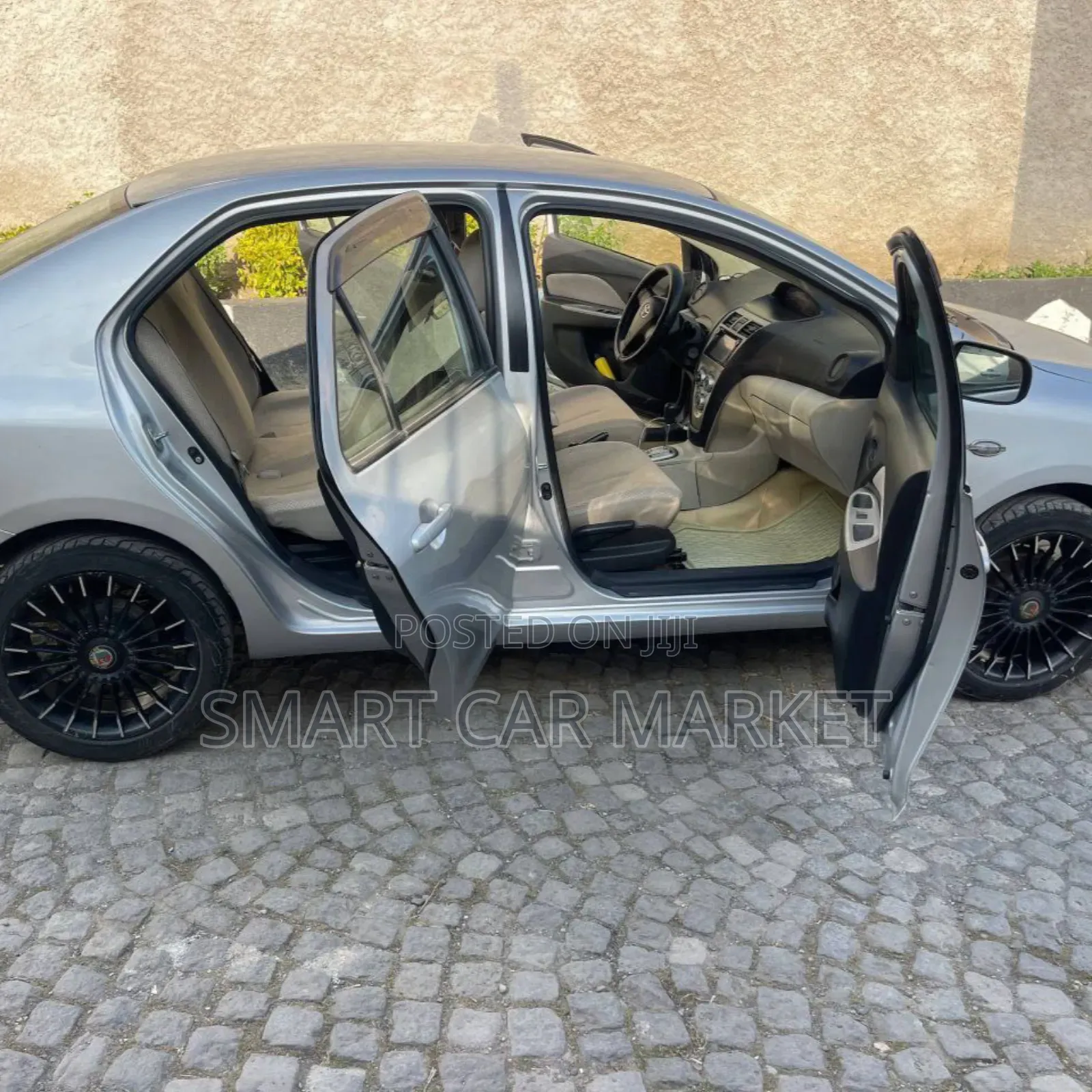 Toyota Belta 2007 Silver