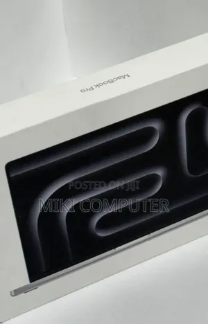 New Laptop Apple MacBook Pro 2024 M4 Max 14-Inch 24GB Intel SSD 512GB