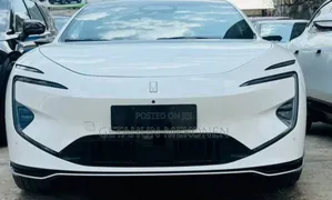 Photo - New Car 2025 White