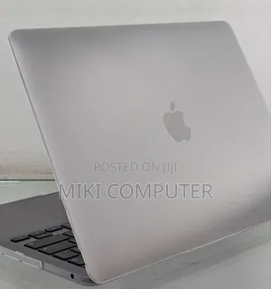 New Laptop Apple MacBook Pro M1 8GB Intel SSD 512GB