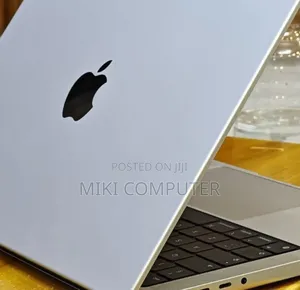 New Laptop Apple MacBook Pro M1 16GB Intel SSD 1T