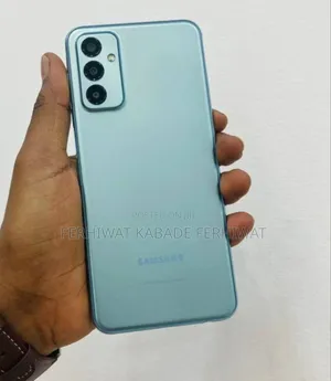 Photo - New Samsung Galaxy M23 5G 128 GB Blue