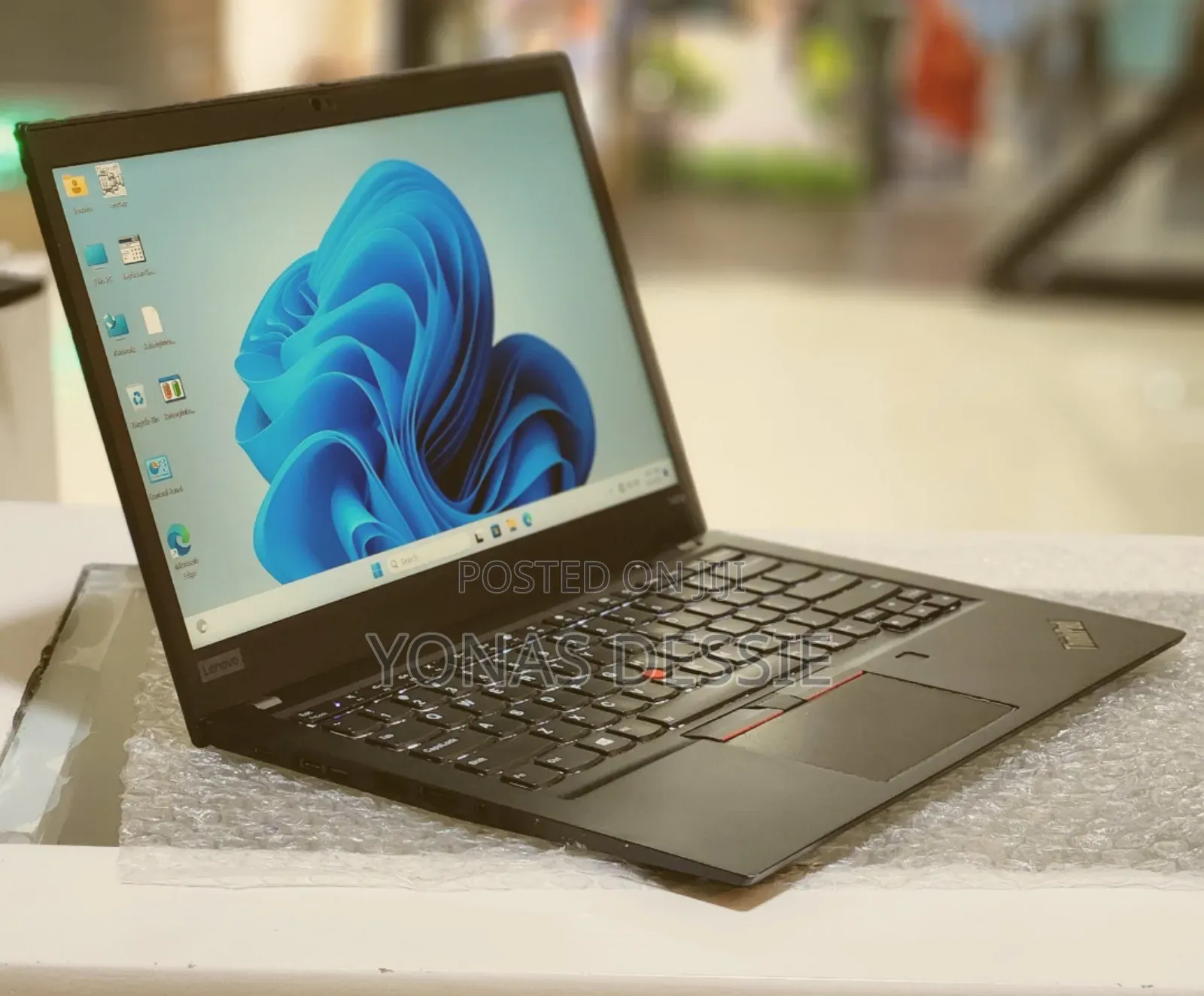 New Laptop Lenovo ThinkPad T495s 16GB AMD Ryzen 7 SSD 512GB