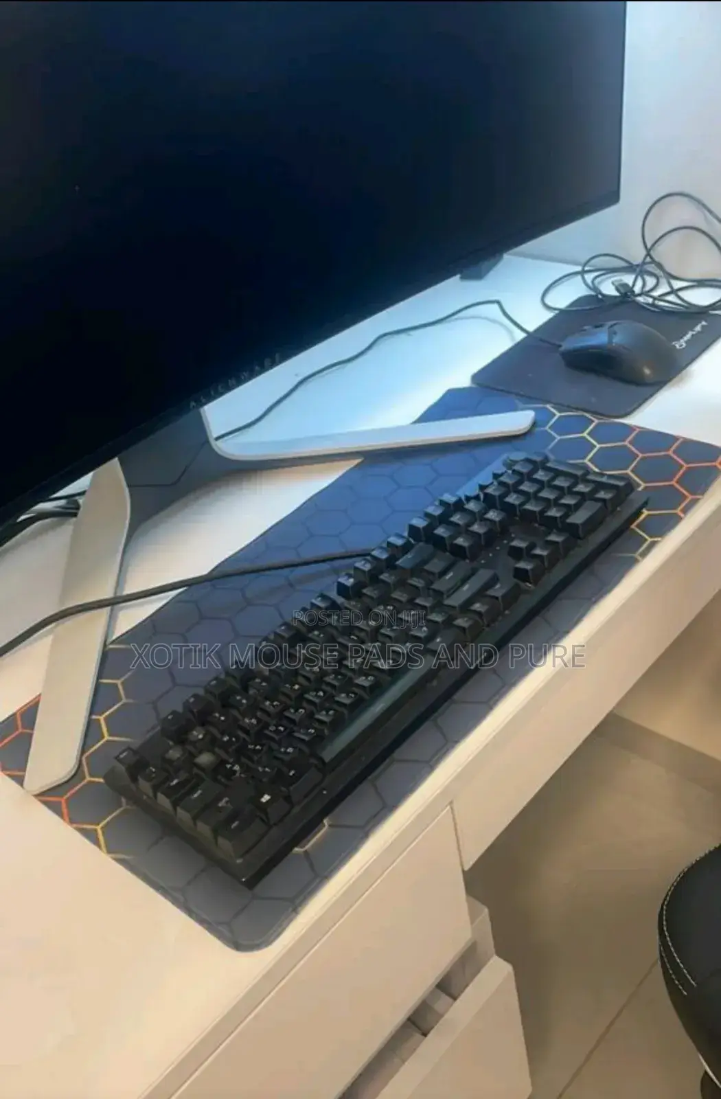 Hexagon Pattern Cool Gaming Mouse Pad - Desk Mat