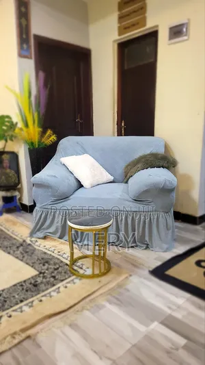 Photo - Sofa Cover