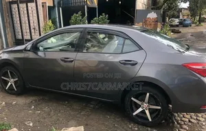 Toyota Corolla 2015 Gray