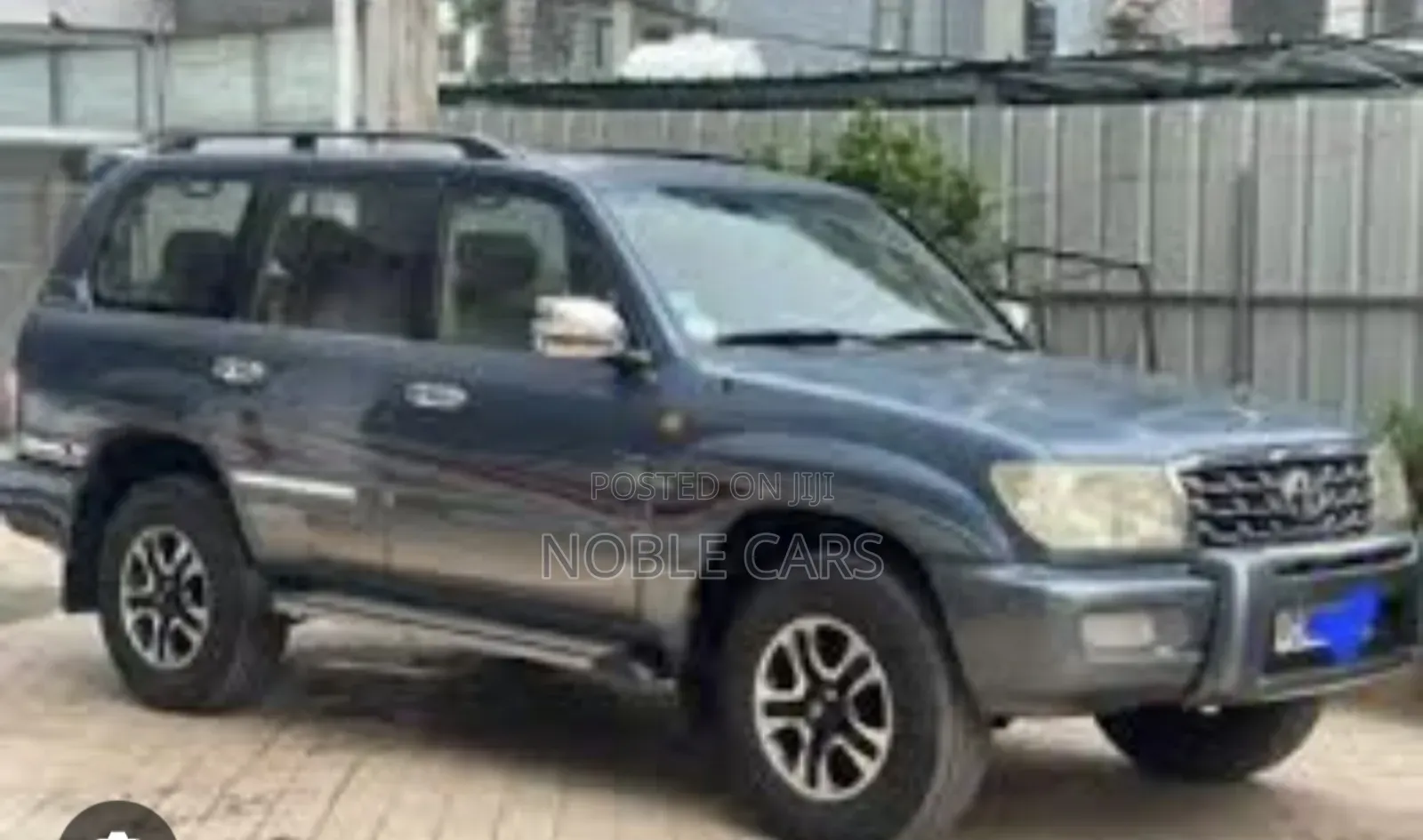 Toyota Land Cruiser 2005 Gray