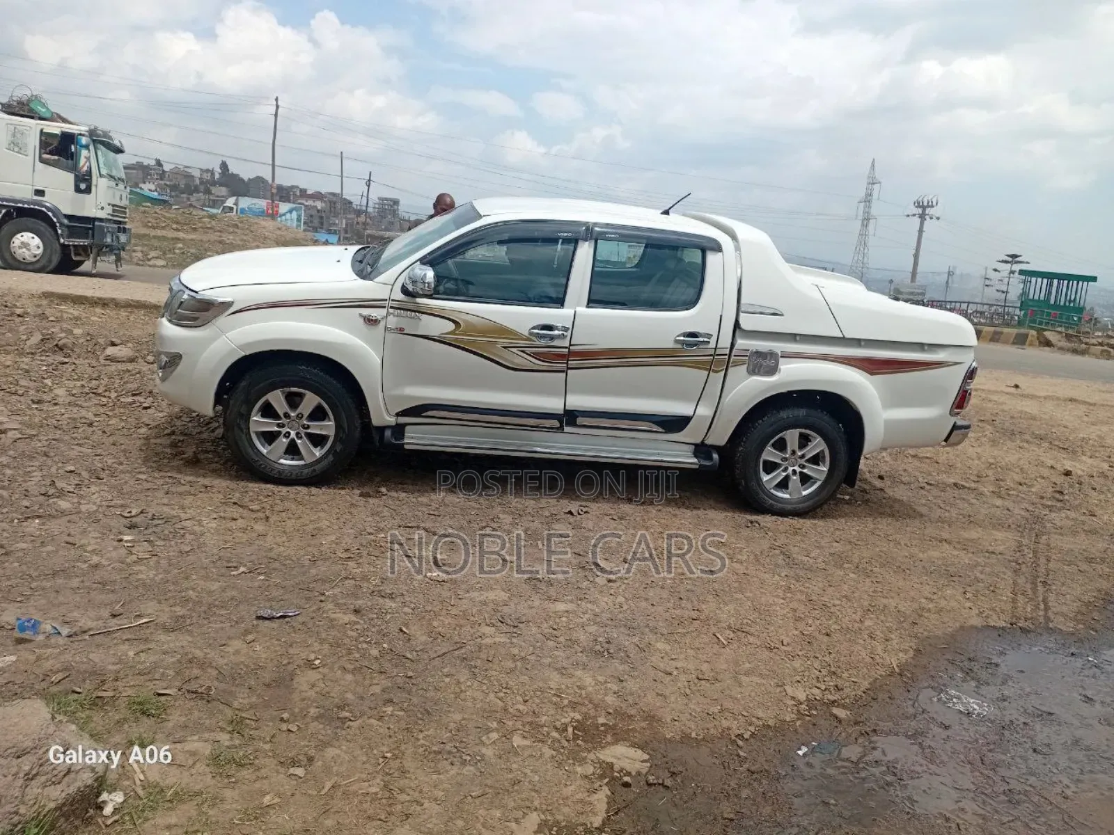 Toyota Hilux 2015 White