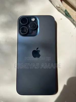 Photo - Apple iPhone 15 Pro Max 256 GB Gray