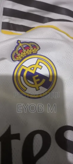 Real Madrid New 25/26 Player Version Kit