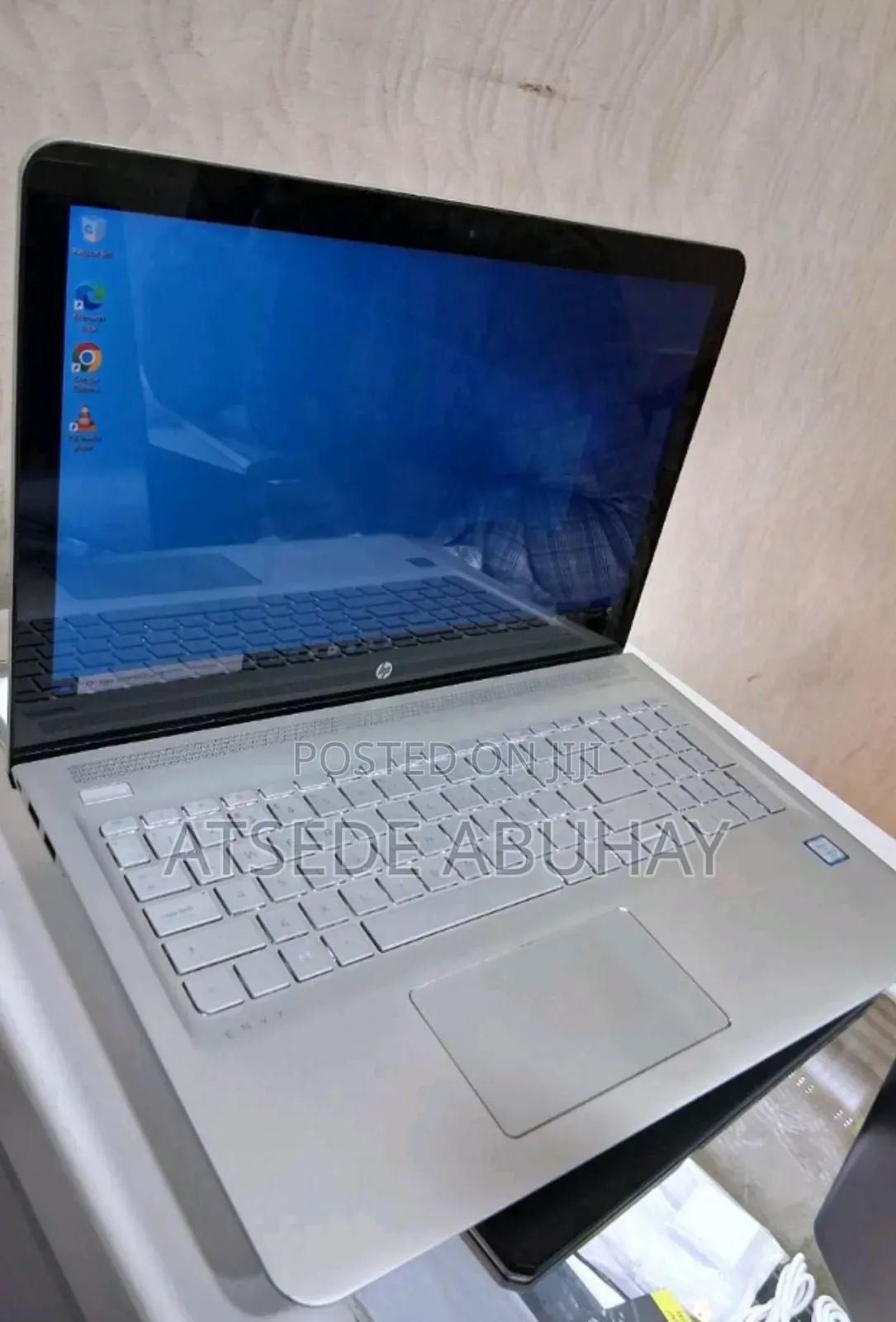 New Laptop HP Envy X360 8GB Intel Core I5 HDD 1T