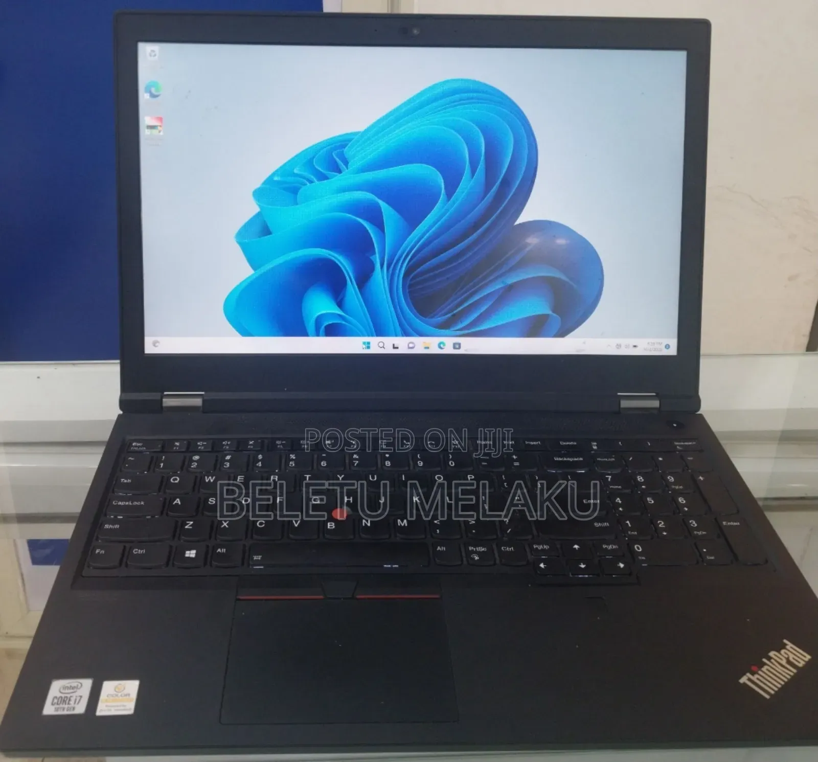 New Laptop Lenovo Thinkpad P15s 16GB Intel Core I7 SSD 256GB