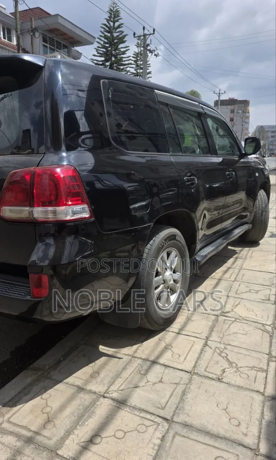 Toyota Land Cruiser 2010 Gray