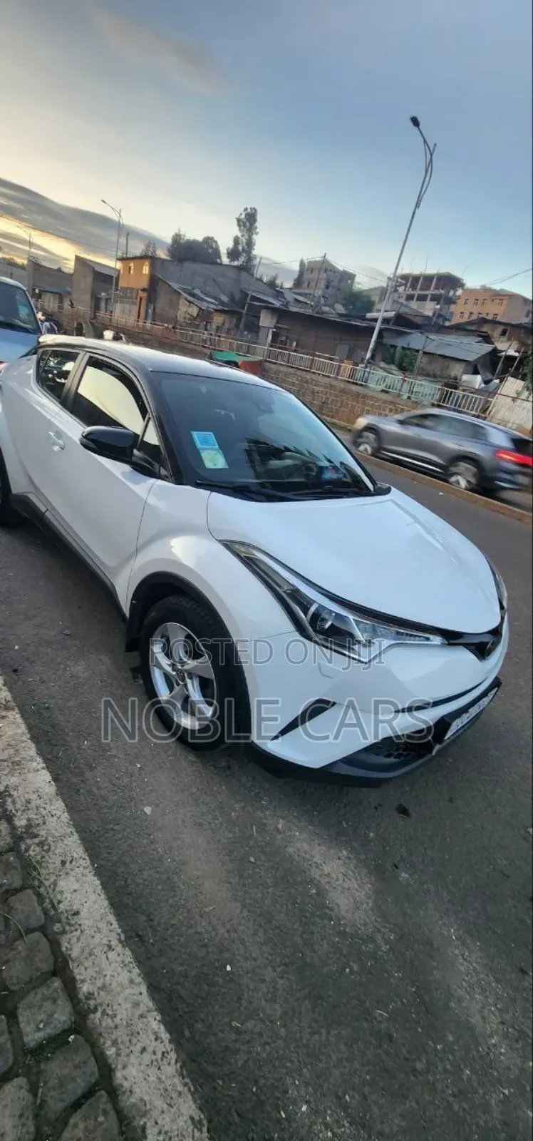 Toyota C-HR 2021 White