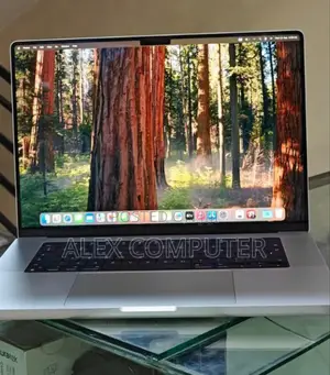 New Laptop Apple MacBook Pro M1 16GB Apple M1 SSD 1T