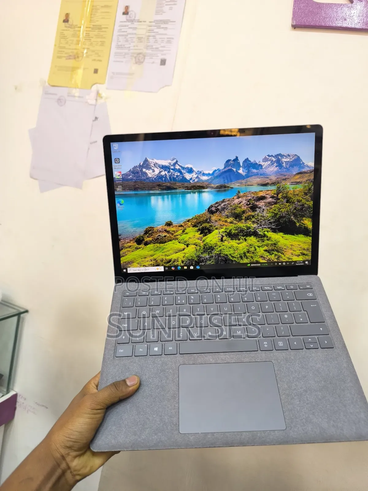 New Laptop Microsoft Surface Book 3 16GB Intel Core I7 SSD 512GB