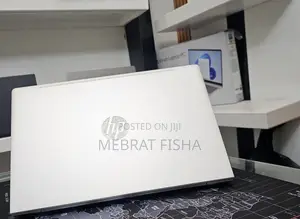 New Laptop HP EliteBook 640 G10 16GB AMD Ryzen 7 SSD 512GB