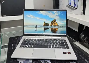 New Laptop HP EliteBook 640 G10 16GB AMD Ryzen 7 SSD 512GB