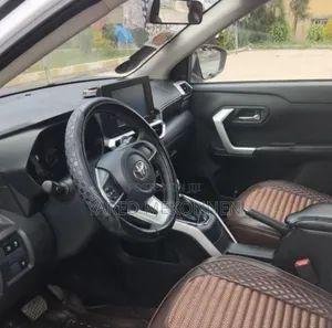 Toyota Raize 2023 White