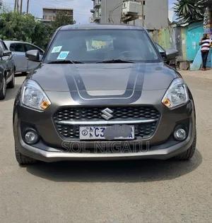 Photo - Suzuki Swift RS 2022 Gray