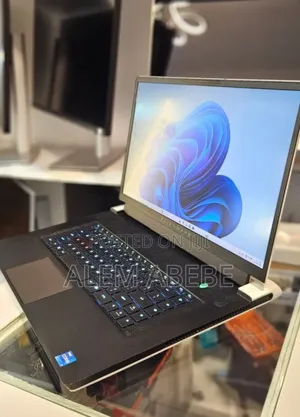 New Laptop Alienware M17x R2 32GB Intel Core I7 SSD 512GB