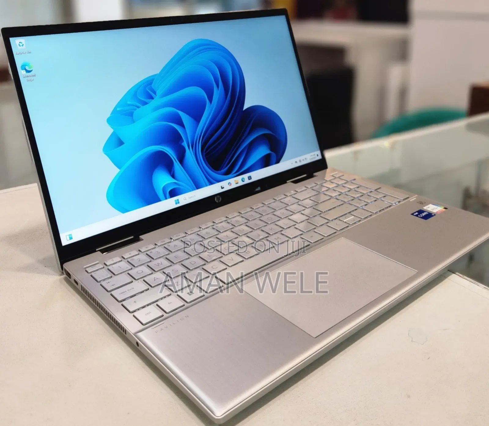 New Laptop HP Envy X360 16GB Intel Core I7 SSD 1T