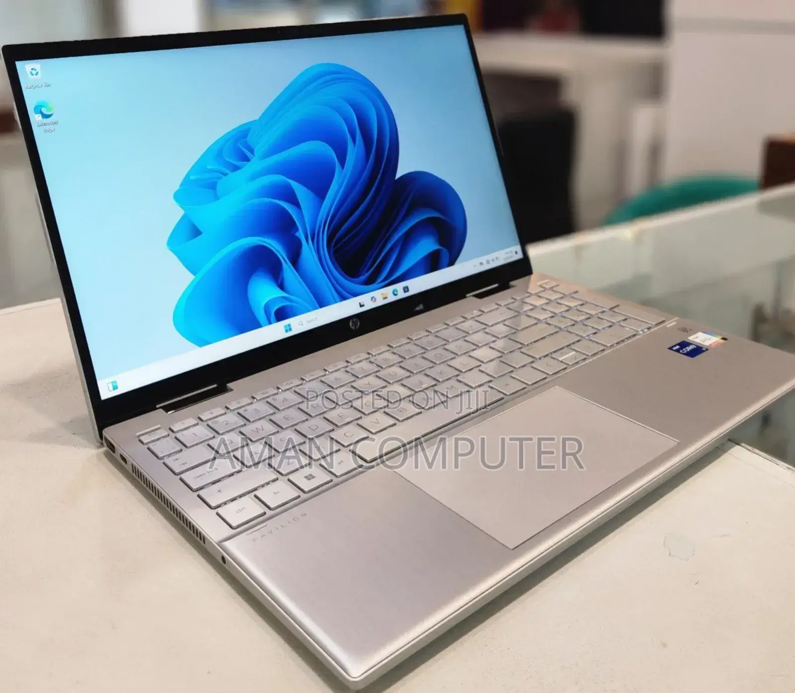 New Laptop HP Envy X360 16GB Intel Core I7 SSD 1T