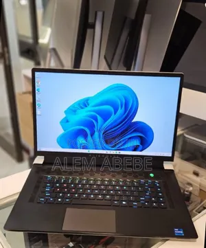 New Laptop Alienware M17x R2 32GB Intel Core I7 SSD 512GB