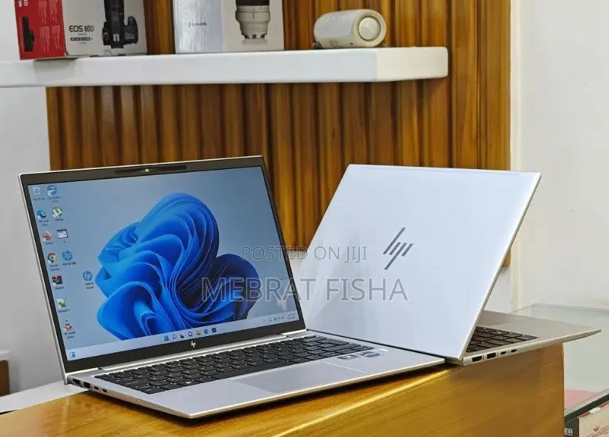 New Laptop HP EliteBook 830 G9 16GB Intel Core I5 SSD 512GB