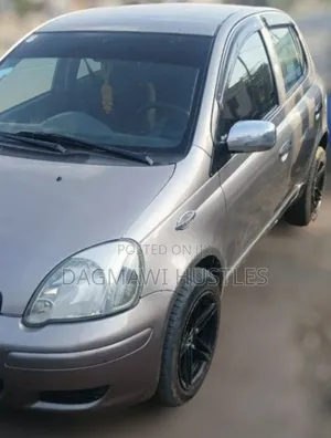 Toyota Yaris 1.0 2004 Gray