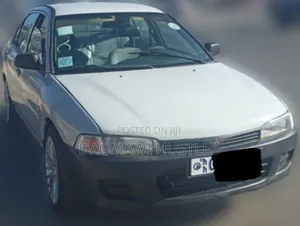 Mitsubishi Lancer 1998 White