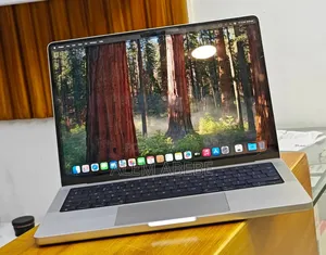 Photo - New Laptop Apple MacBook Pro M1 16GB Apple M1 Pro SSD 1T