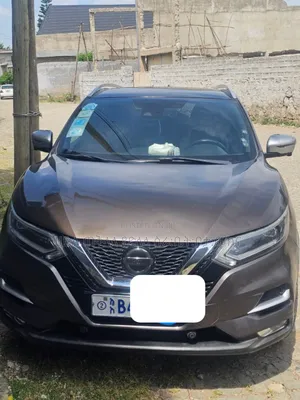 Photo - Nissan Qashqai 2018 Brown