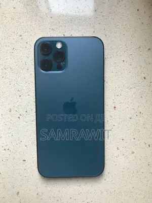 Photo - Apple iPhone 12 Pro 256 GB Blue