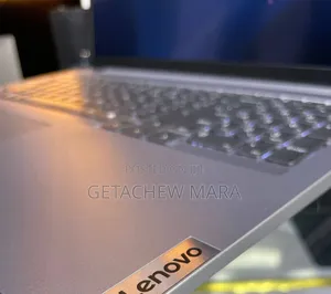 New Laptop Lenovo ThinkBook 13 16GB Intel Core i7 SSD 512GB