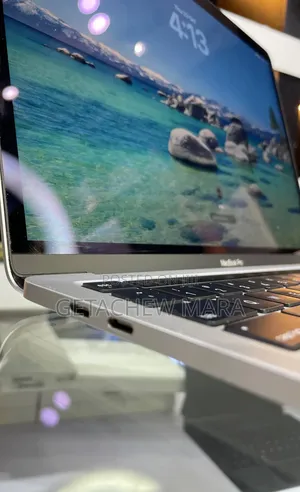 New Laptop Apple MacBook Pro M1 8GB Intel SSD 512GB