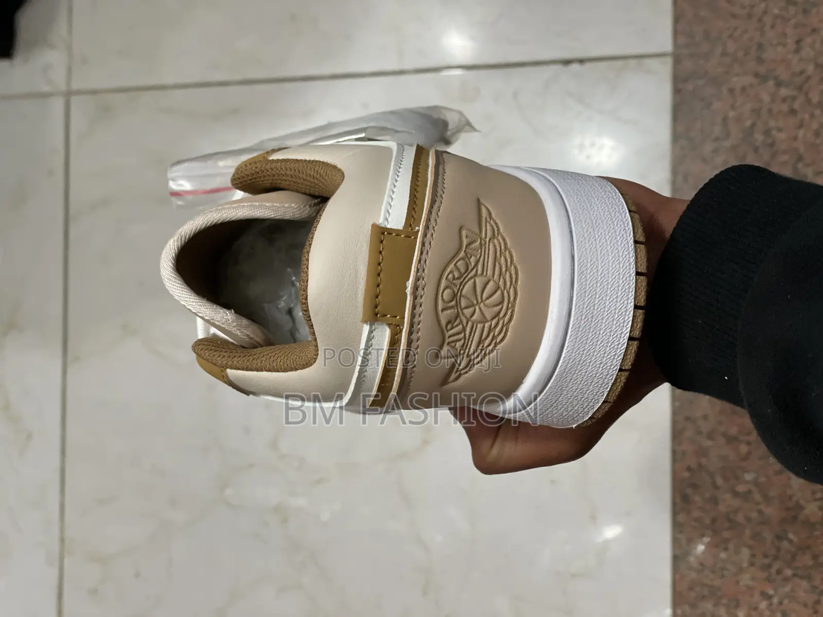 Air Jordan 1 Men’S Low Khaki and Creamy