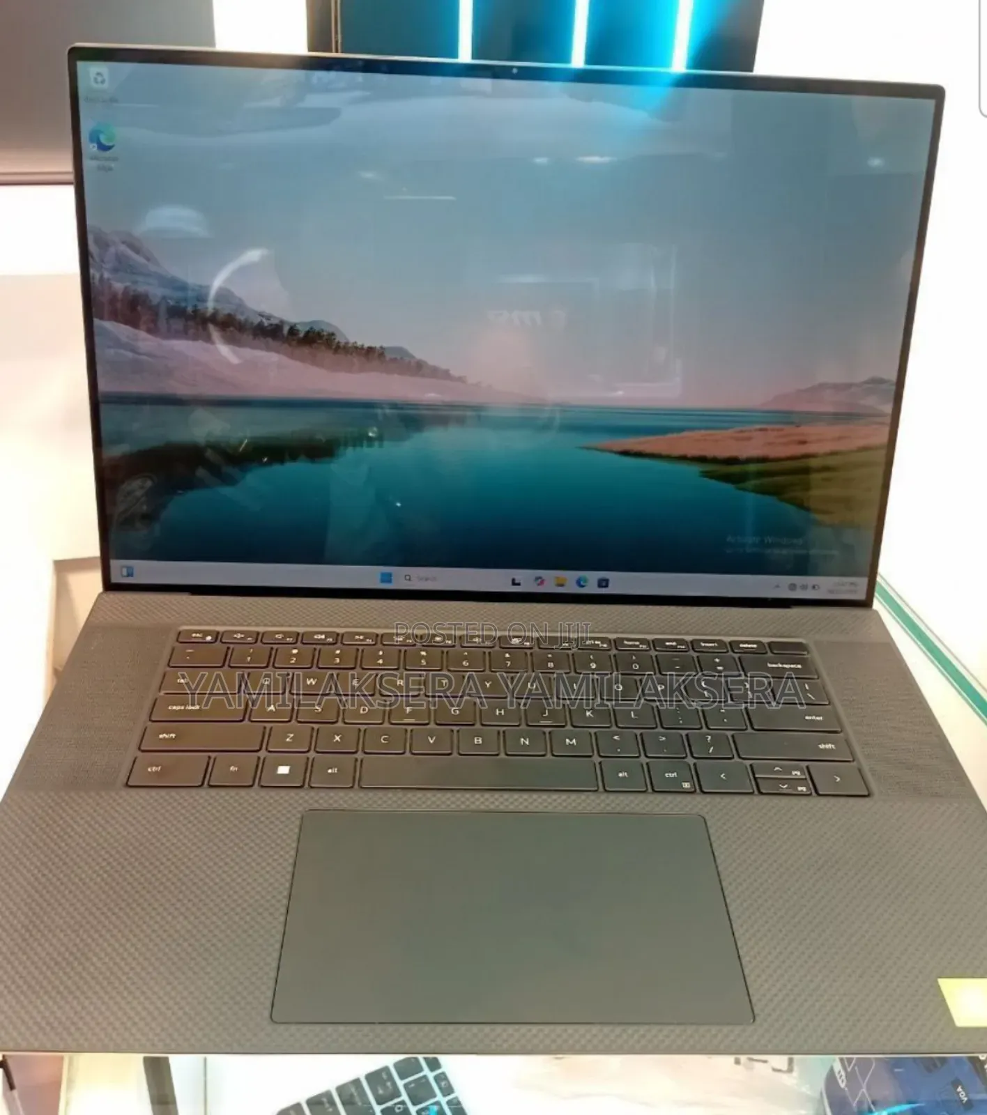 New Laptop Dell XPS 17 9720 64GB Intel Core i9 SSD 3T