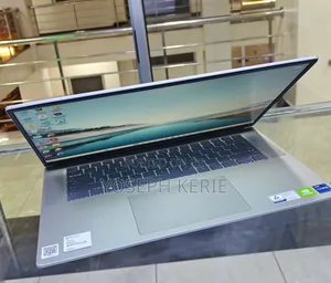 New Laptop Dell Inspiron 15 16GB Intel Core I7 SSD 512GB