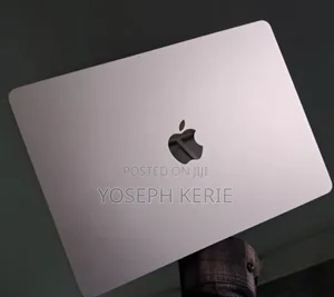 New Laptop Apple MacBook Air 2025 M4 13-Inch 16GB Apple M4 SSD 256GB