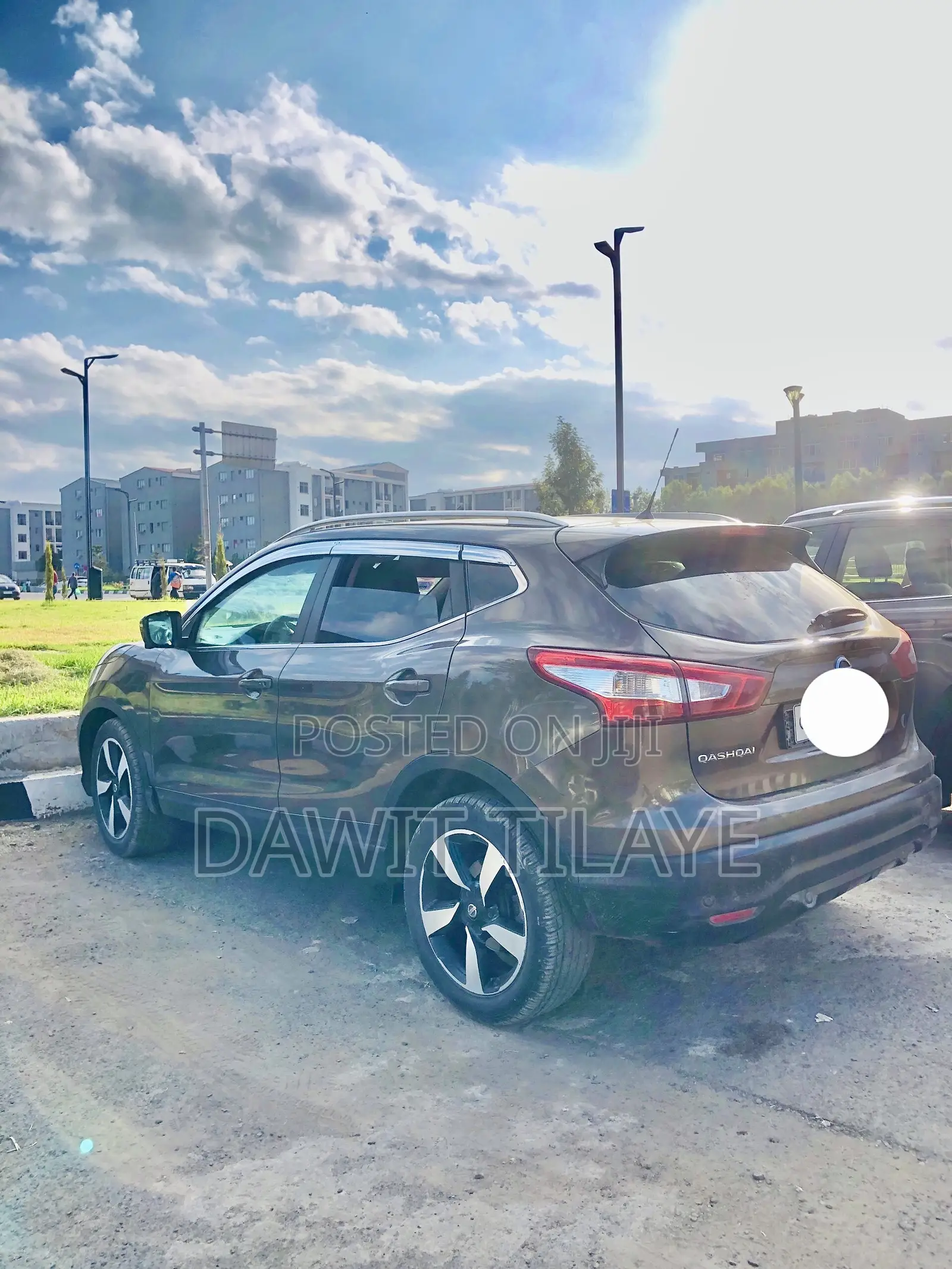 Nissan Qashqai 2016 Brown