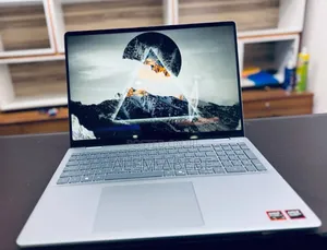 New Laptop Dell Inspiron 16 Plus 7630 32GB AMD Ryzen 7 SSD 1T