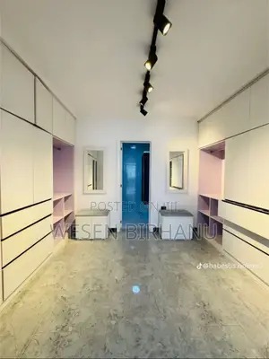 9bdrm Townhouse/Terrace in የ ግል ቤት, Yeka for sale