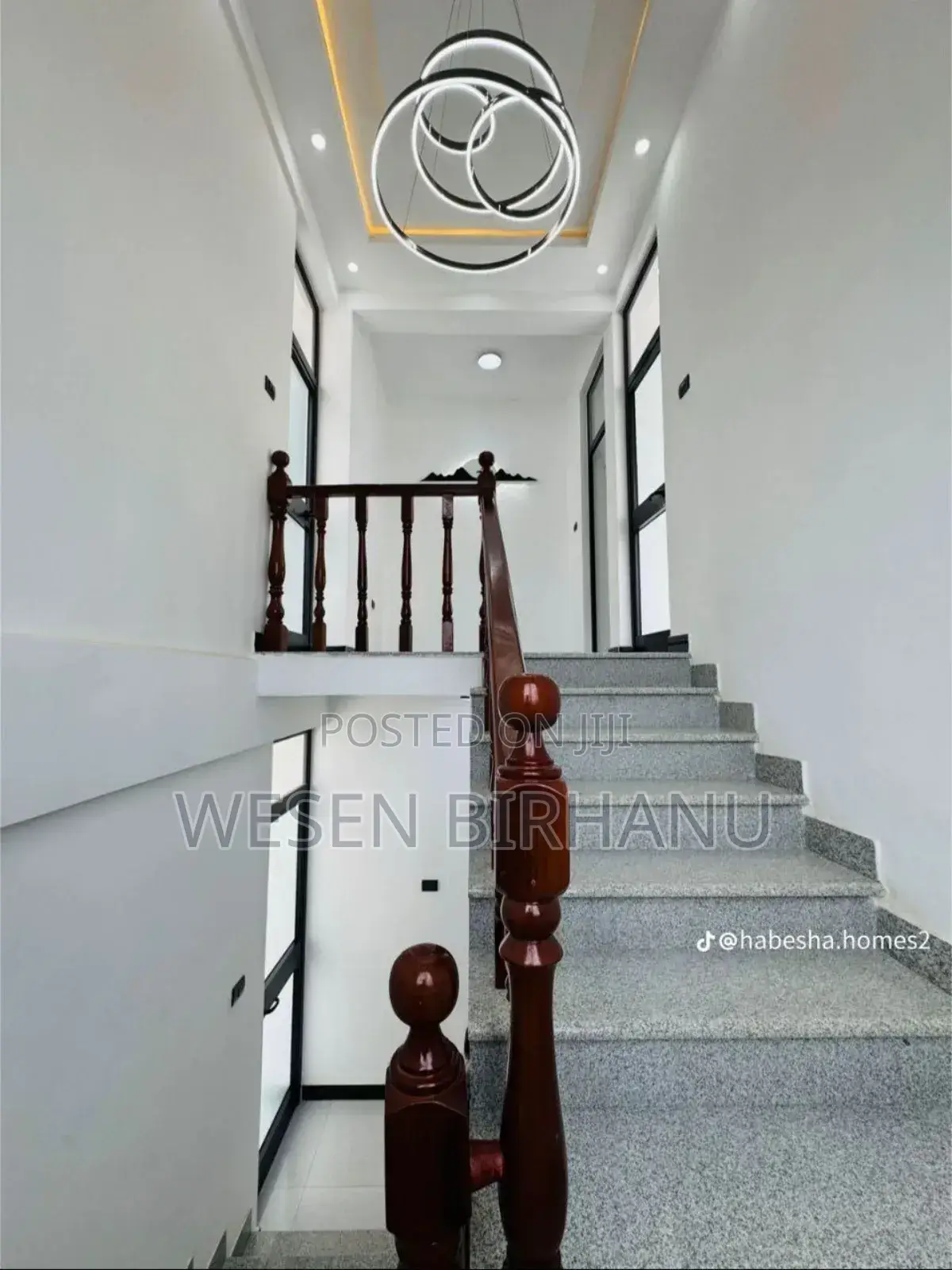 9bdrm Townhouse/Terrace in የ ግል ቤት, Yeka for sale