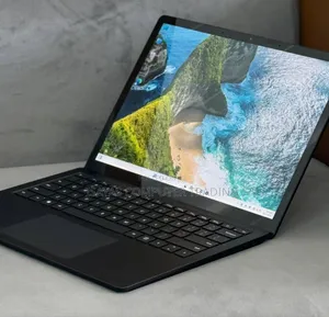 New Laptop Microsoft Surface 16GB Intel Core I7 SSD 256GB