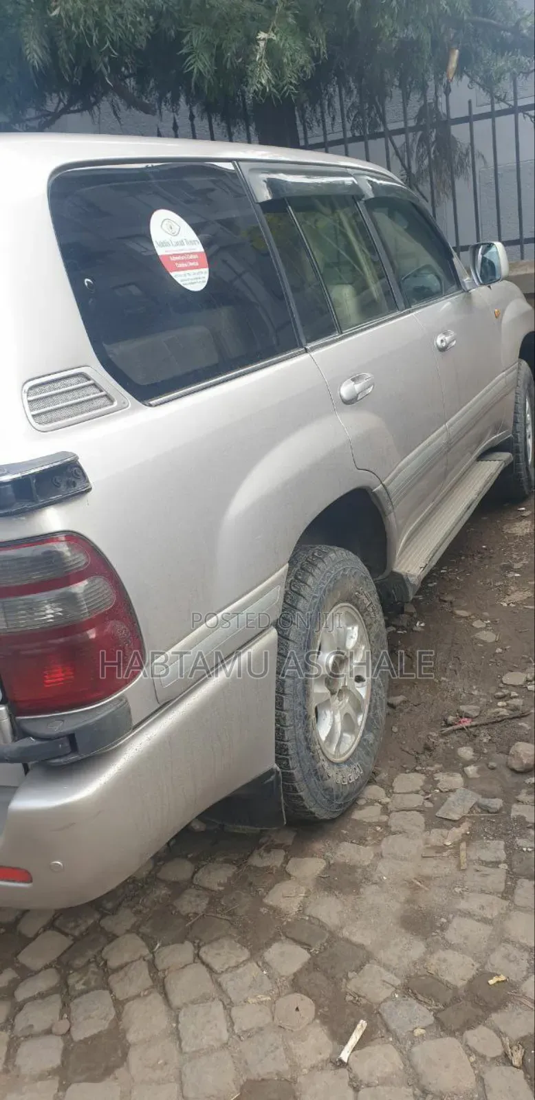 Toyota Land Cruiser 2004 Silver