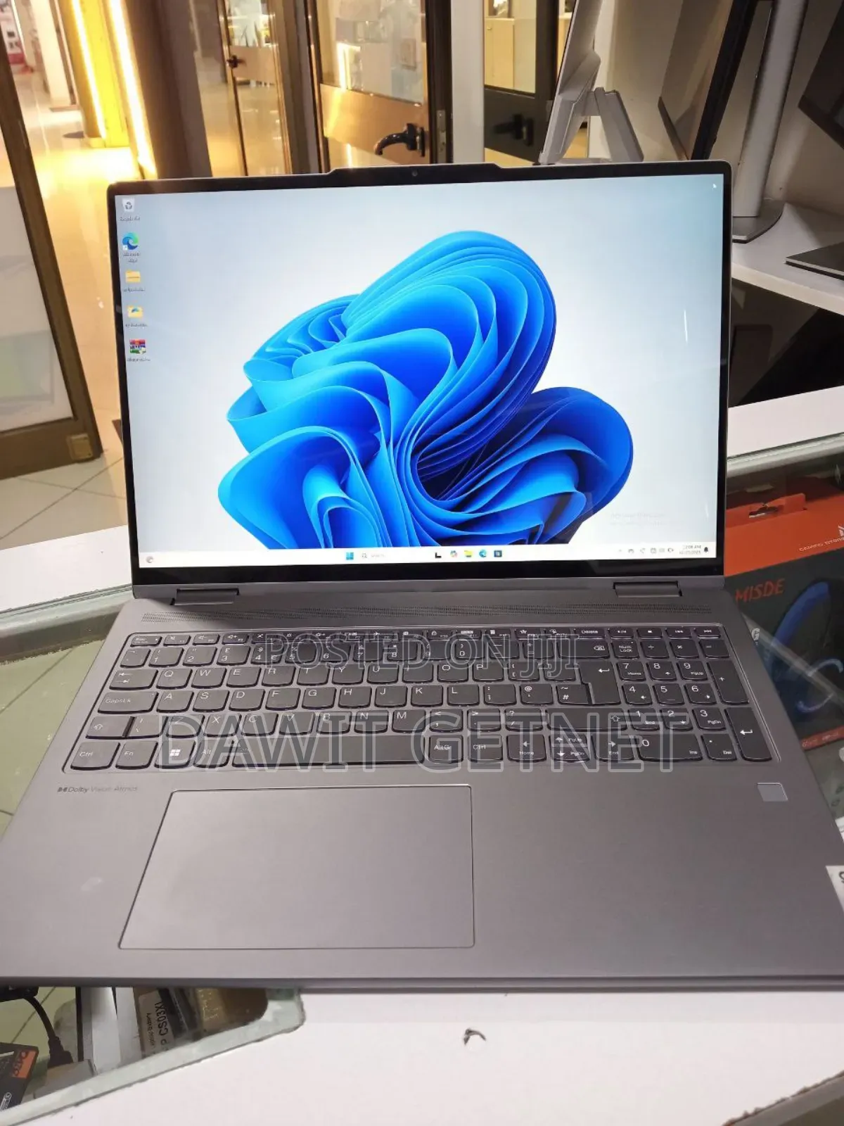 New Laptop Lenovo ThinkPad Yoga 16GB Intel Core I7 SSD 512GB