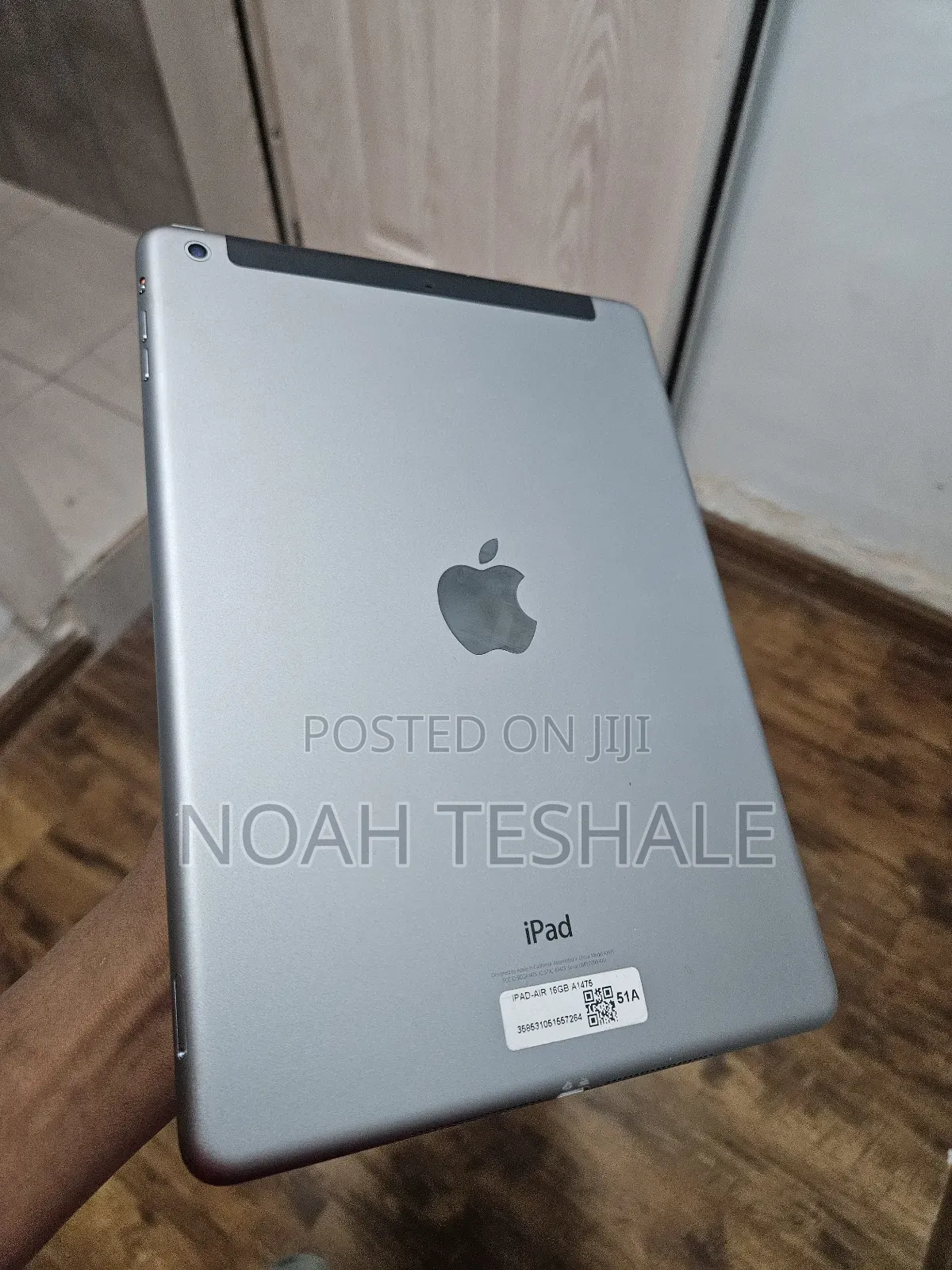 New Apple iPad Air 16 GB Gray