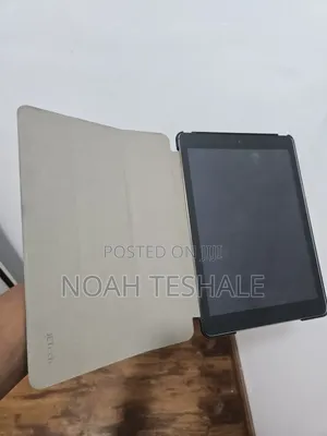 New Apple iPad Air 16 GB Gray